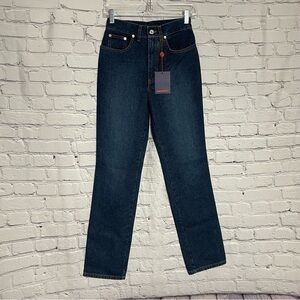 NWT New Hamnett Straight Leg Jeans Made In Italy Size 26